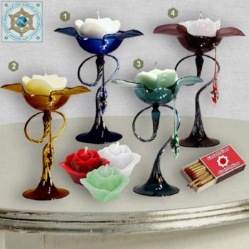 Candleholder on curved glass foot with leaf